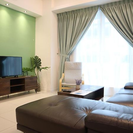Homesuite' Home At Sutera Avenue コタキナバル エクステリア 写真