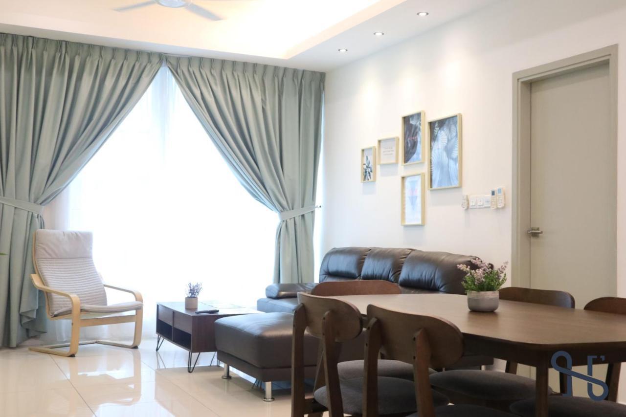 Homesuite' Home At Sutera Avenue コタキナバル エクステリア 写真